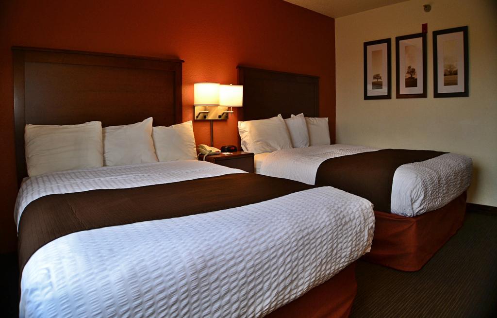 Americinn By Wyndham Calumet Exterior foto