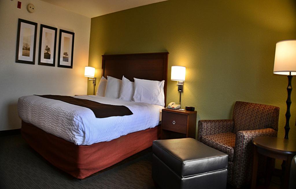 Americinn By Wyndham Calumet Exterior foto